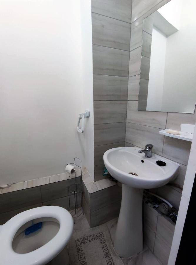 Lake And Park View Residence بوخارست المظهر الخارجي الصورة