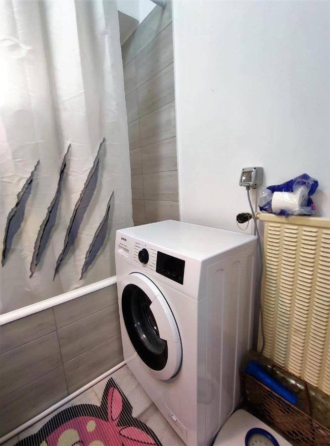 Lake And Park View Residence بوخارست المظهر الخارجي الصورة
